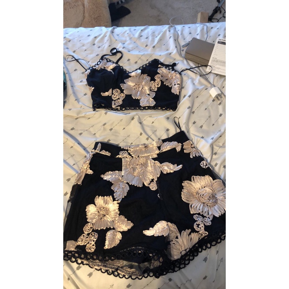 A fashion nova two piece